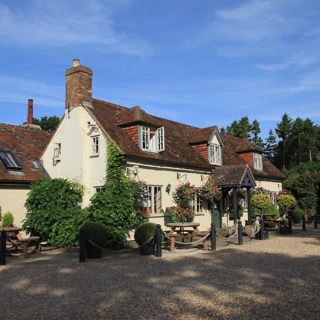 The Black Horse At Ireland Shefford Exteriér fotografie